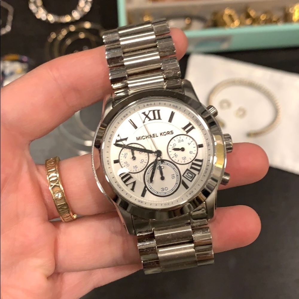 Michael kors silver watch